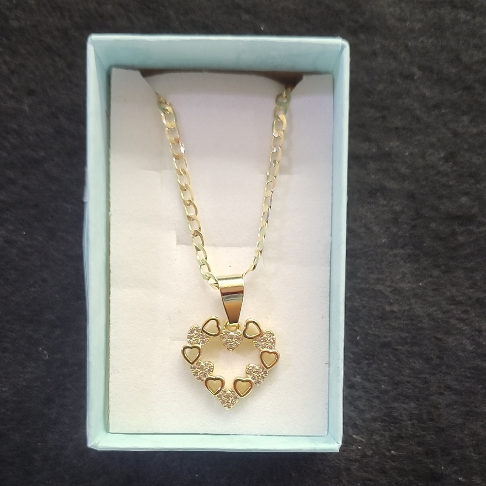 Gold Heart Pendant Necklace